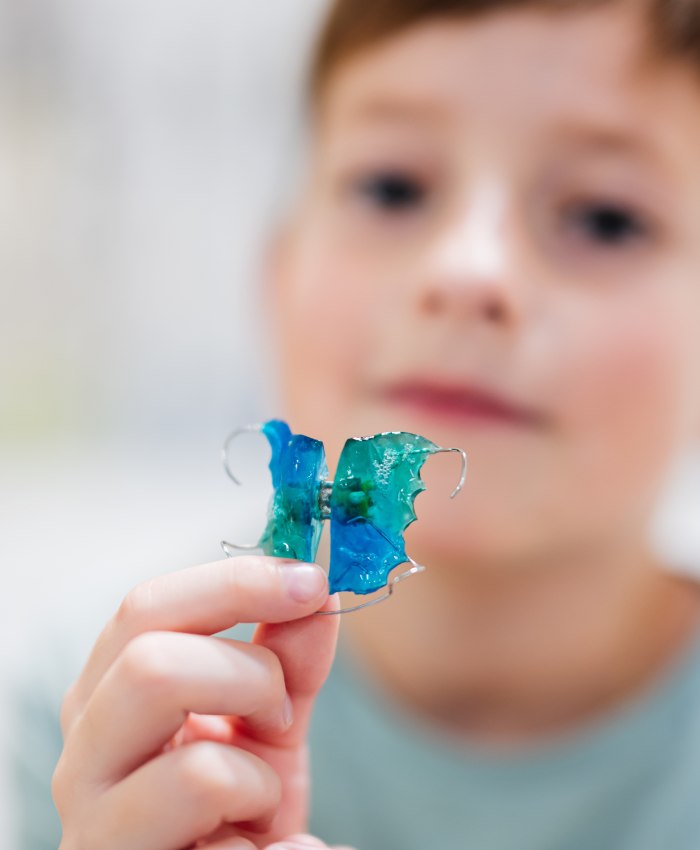 Ортодонтическая съемная пластинка для зубов